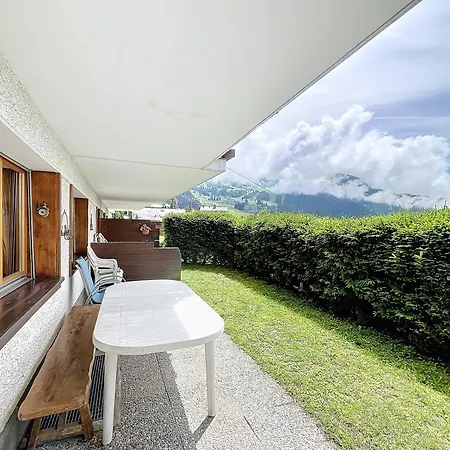 Boucanier 002 アパート